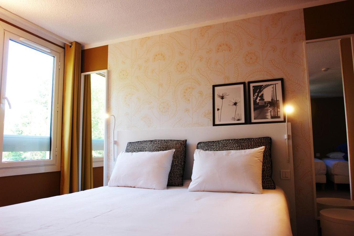 Brit Hotel Marseille Aeroport Mirabeau 외부 사진